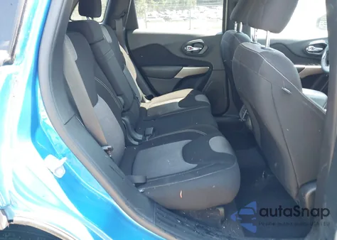 2018 Jeep Cherokee Latitude Fwd from USA, damaged, VIN 1C4PJLCB8JD544847